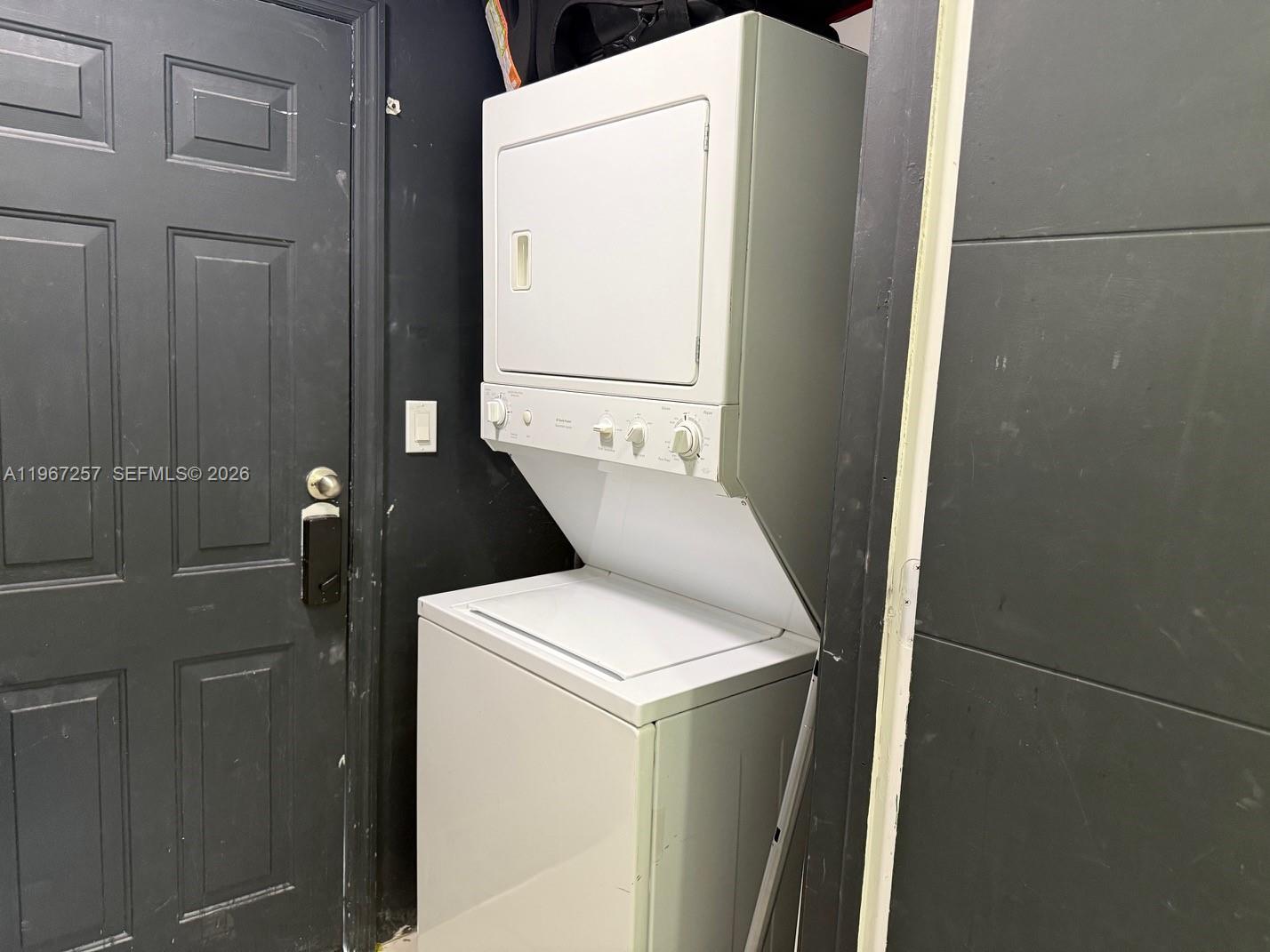 7TH AVENUE HIGHLANDS - Residential