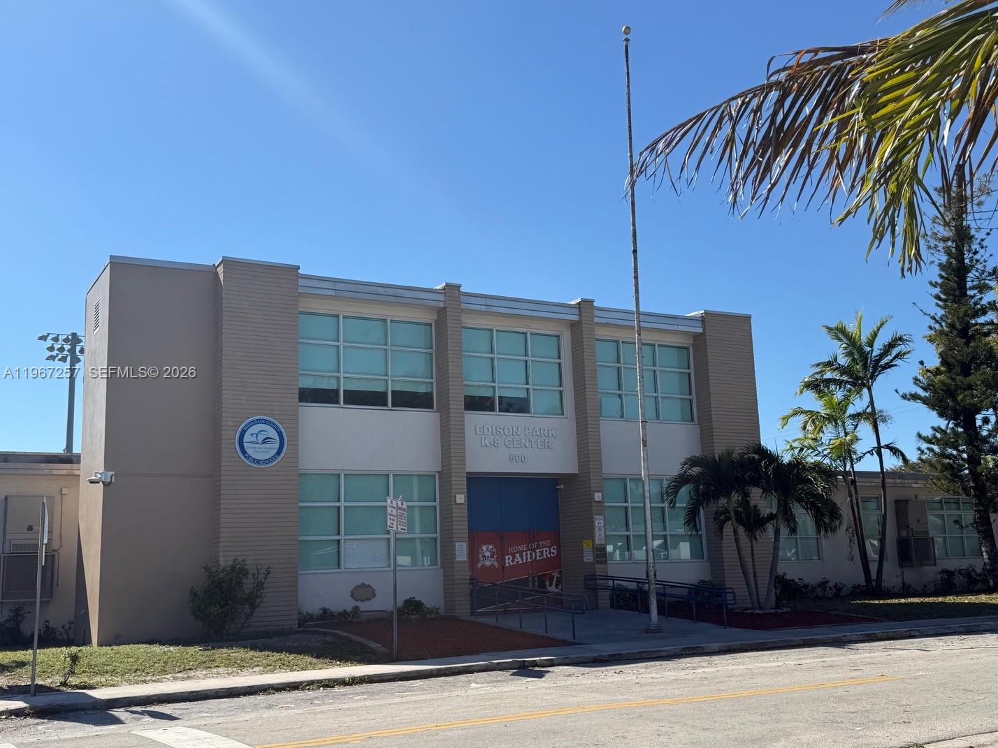 7TH AVENUE HIGHLANDS - Residential