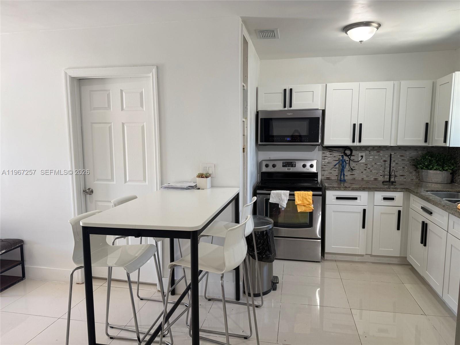 7TH AVENUE HIGHLANDS - Residential