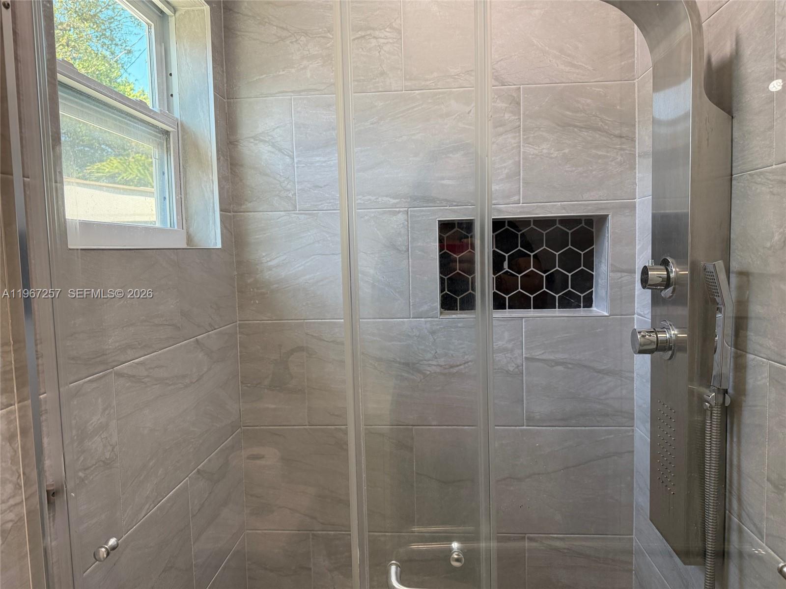 7TH AVENUE HIGHLANDS - Residential