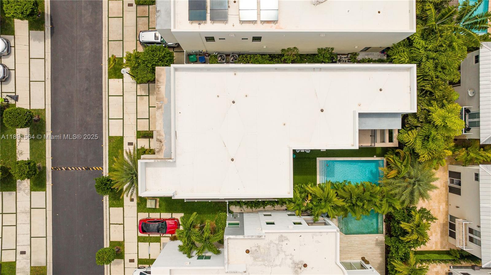 GRAND FLORIDIAN ESTATES - Residential