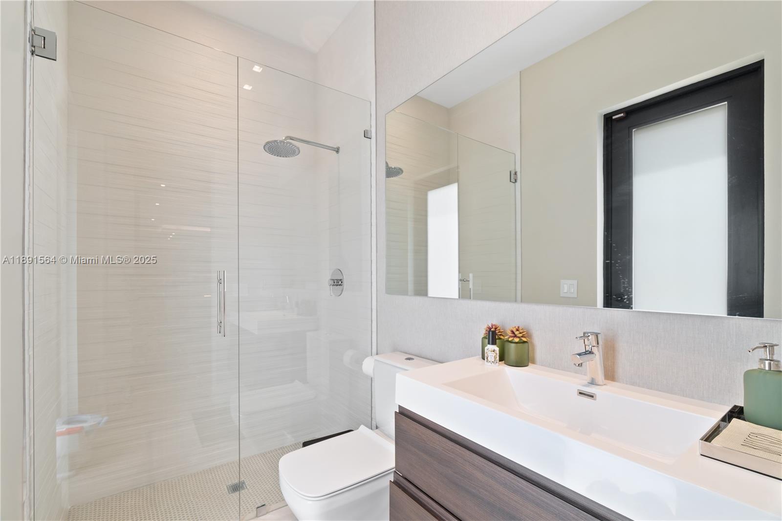 GRAND FLORIDIAN ESTATES - Residential