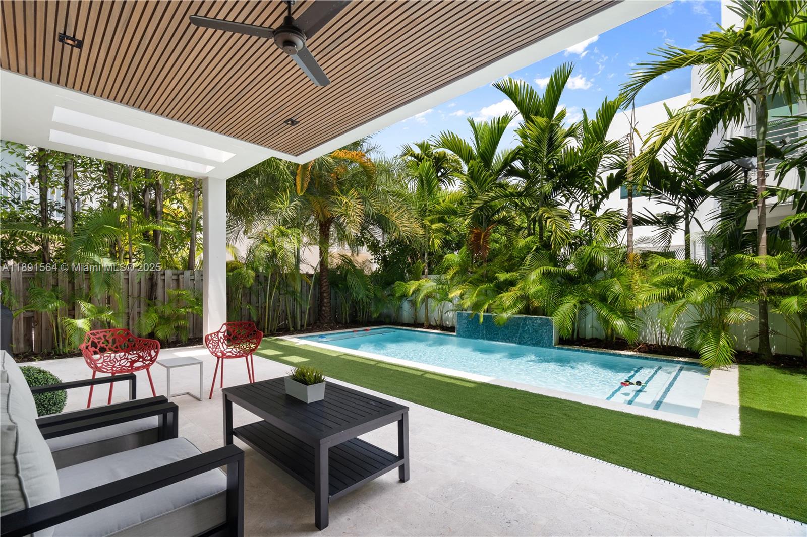 GRAND FLORIDIAN ESTATES - Residential