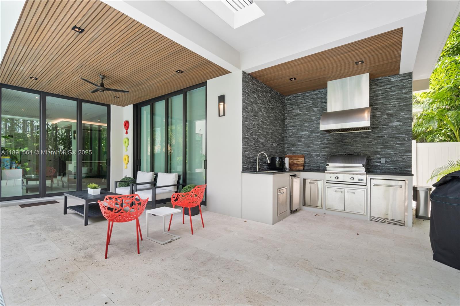 GRAND FLORIDIAN ESTATES - Residential