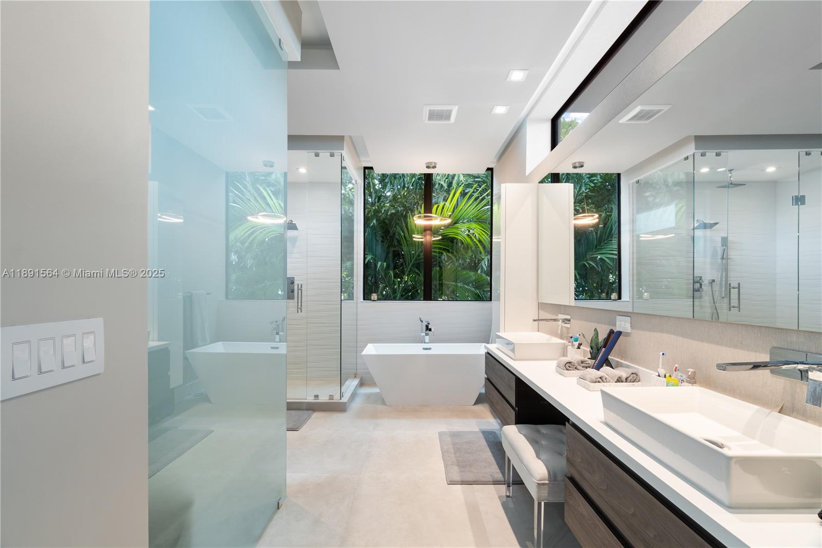 GRAND FLORIDIAN ESTATES - Residential