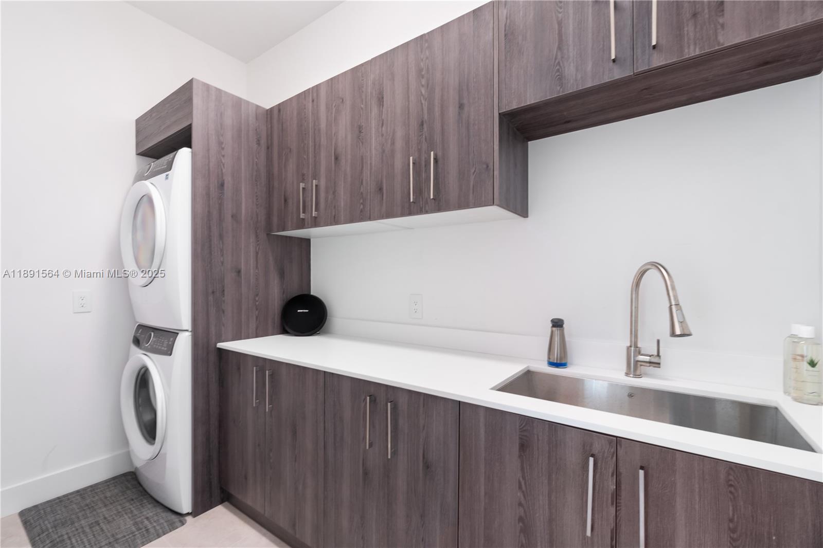 GRAND FLORIDIAN ESTATES - Residential