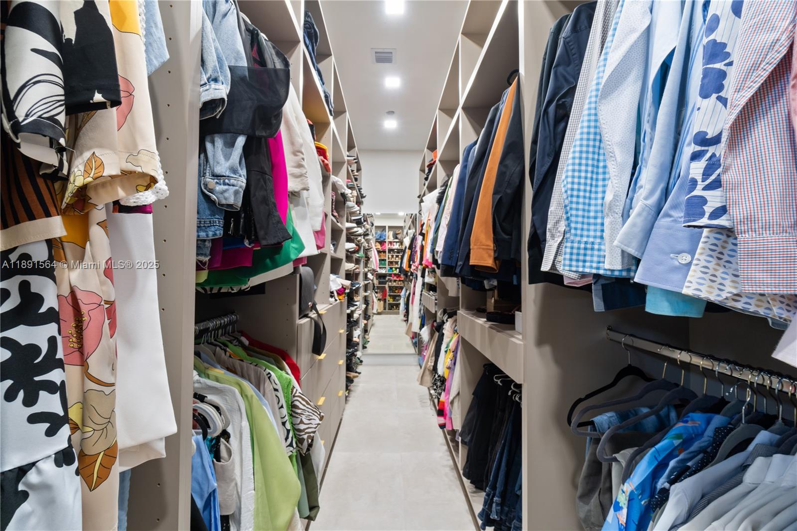 GRAND FLORIDIAN ESTATES - Residential