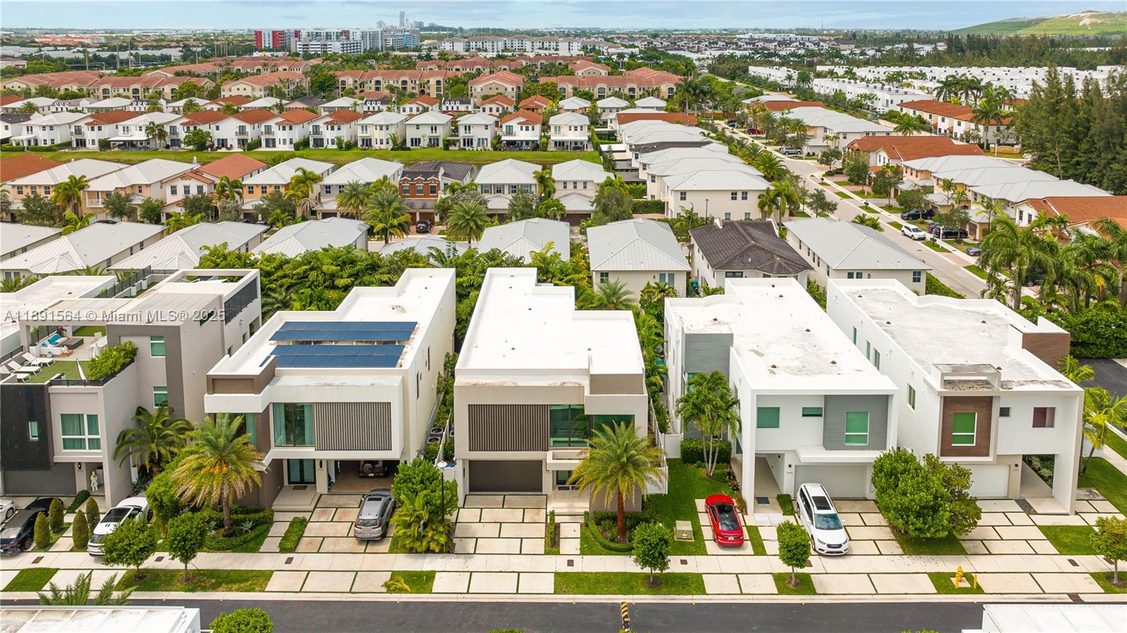 GRAND FLORIDIAN ESTATES - Residential