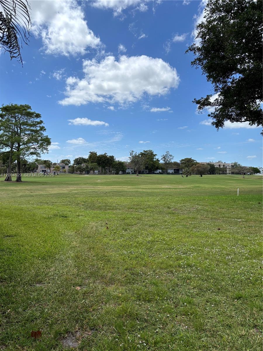 ORIOLE GOLF & TENNIS CLUB - Residential