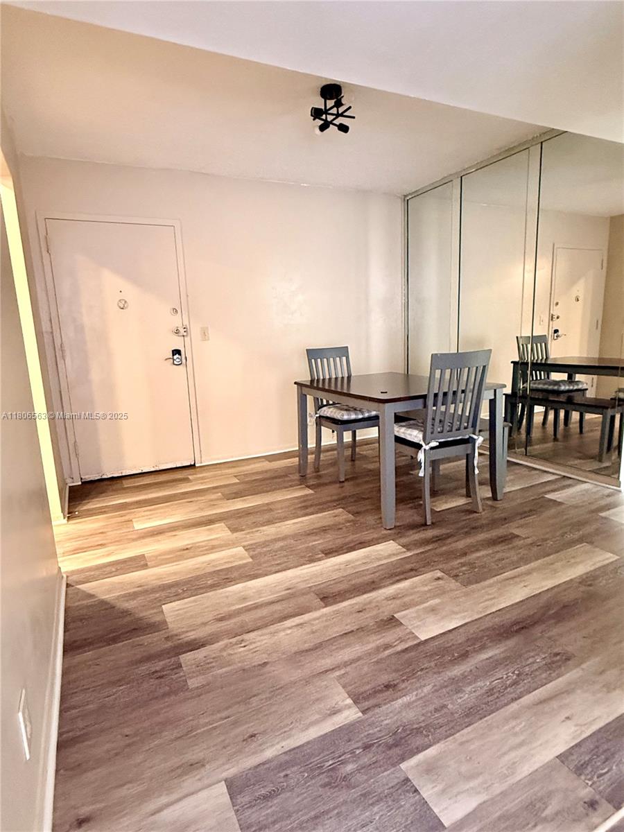 CARLTON BAY CONDO - Residential