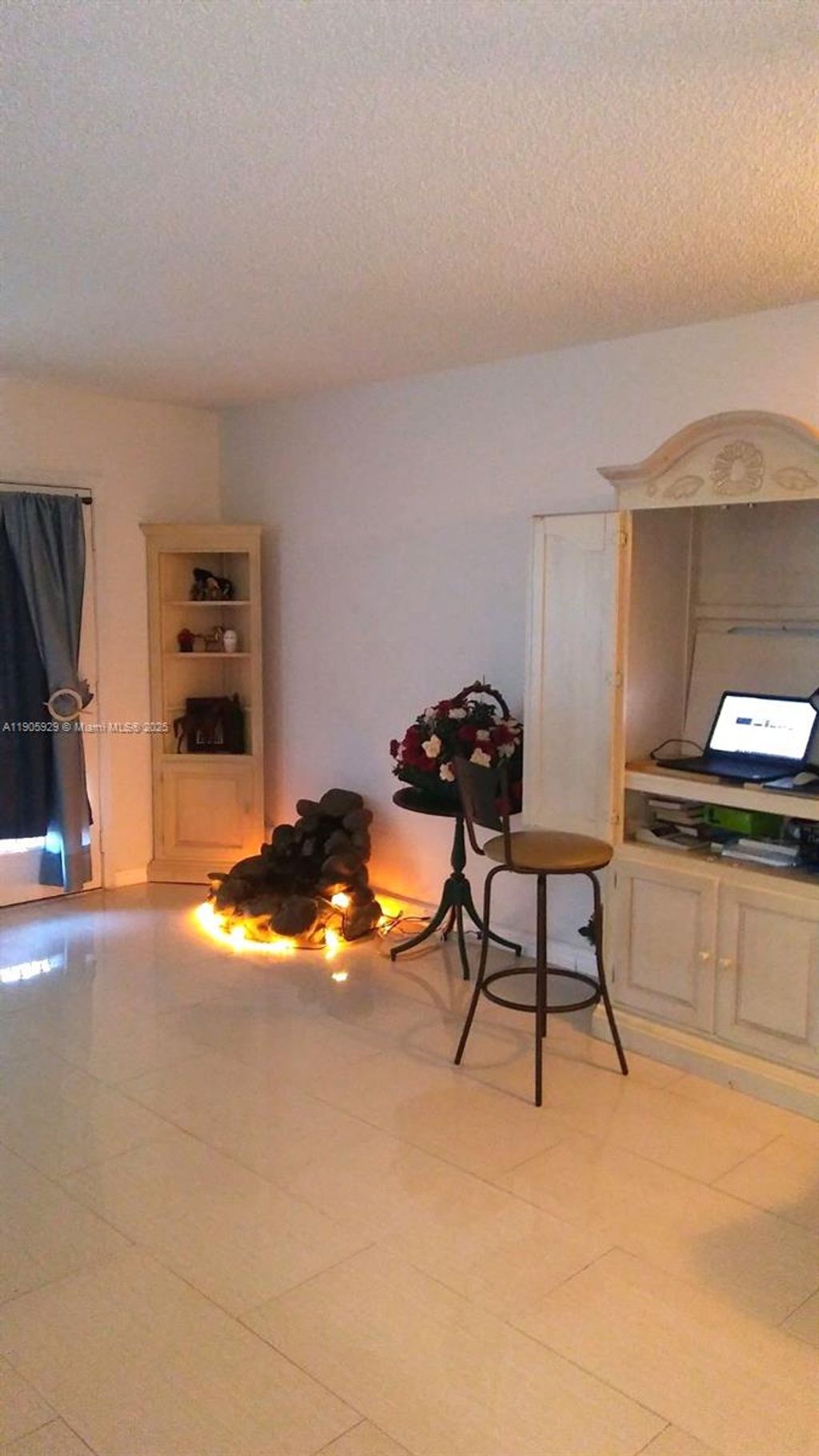 Photo of 2405 Antigua Cir #E4, Coconut Creek, FL 33066 (MLS # A11905929)