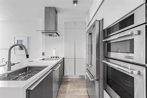 55 SE 6th St 3007 Miami FL 33131