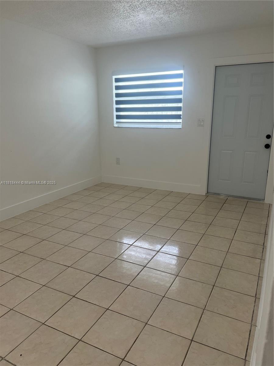 UNIVERSAL 590 CONDO - Residential Lease