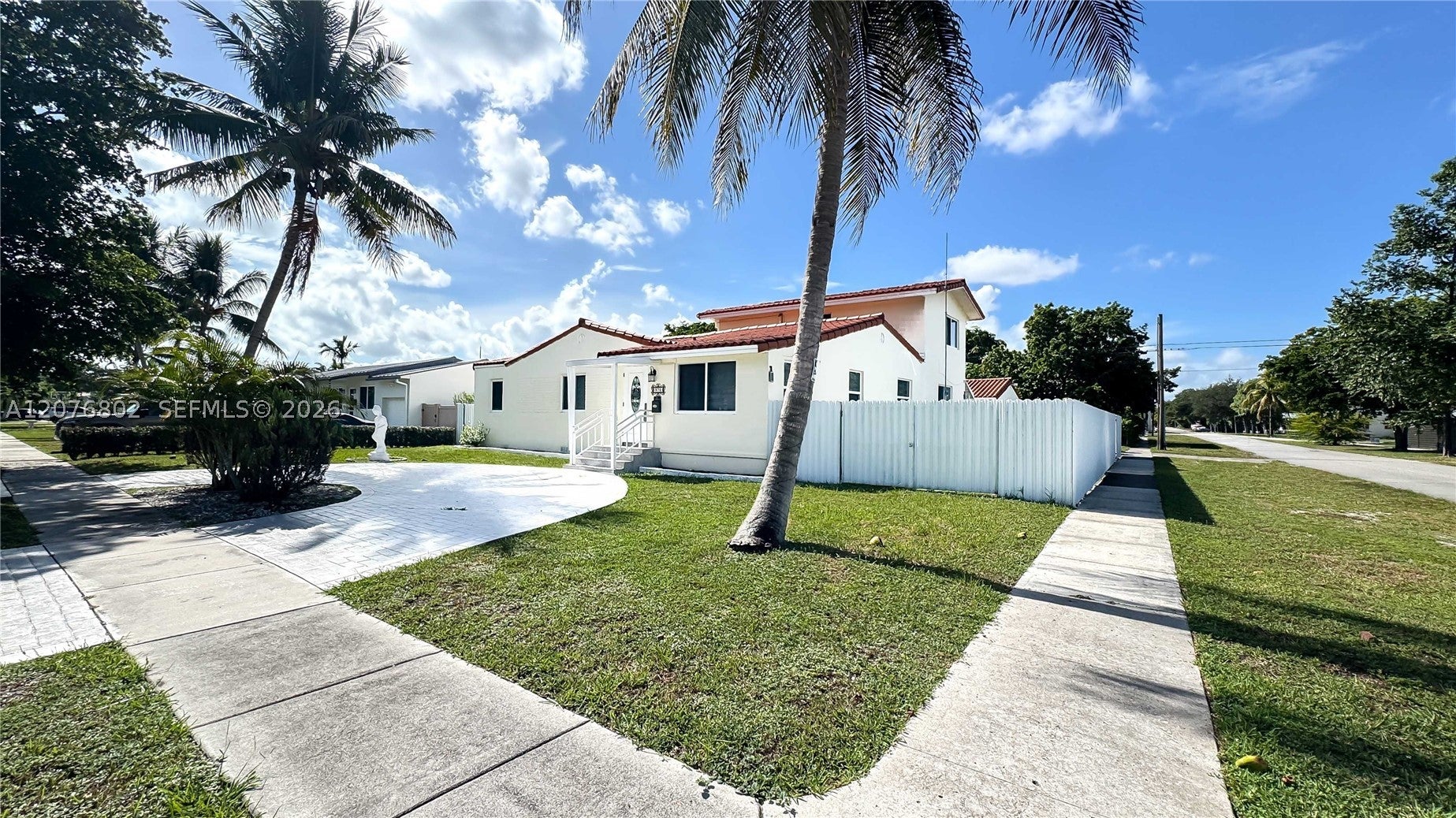 970 Plover Ave