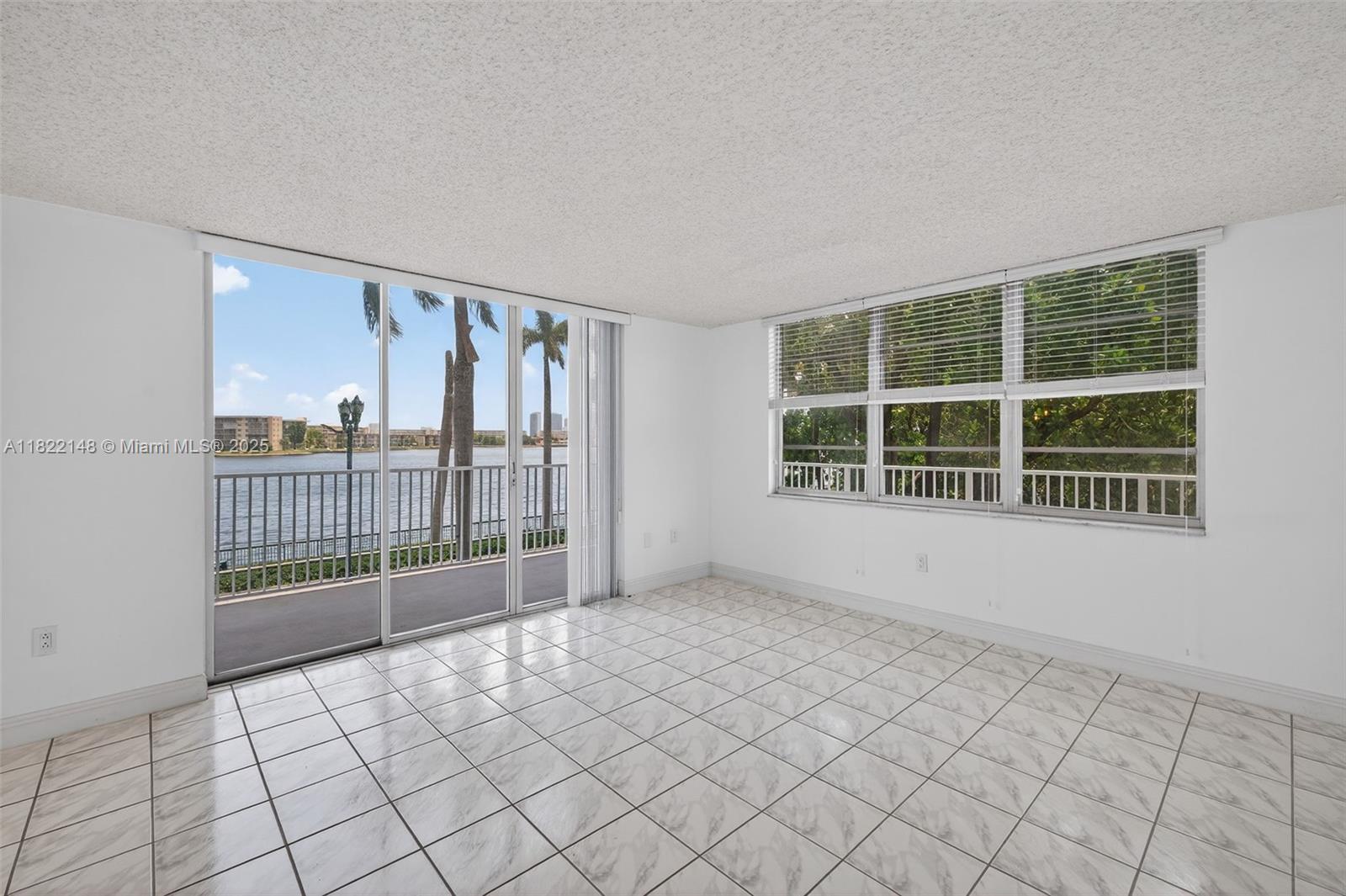 ADMIRALS PORT CONDO WEST - Residential