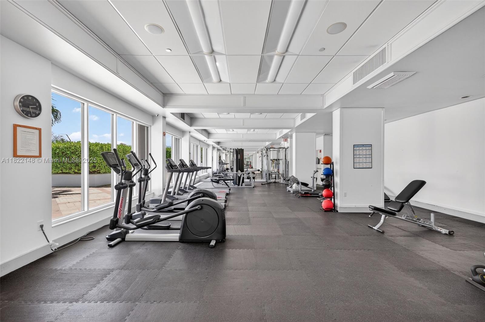 ADMIRALS PORT CONDO WEST - Residential