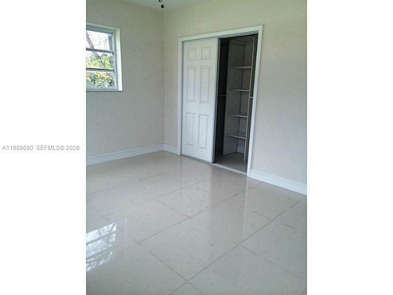HIGHLAND MANOR SEC 1 - Residential Lease