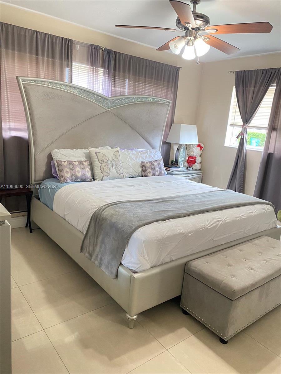 HIGHLAND MANOR SEC 1 - Residential Lease