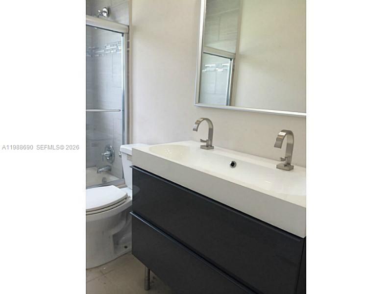 HIGHLAND MANOR SEC 1 - Residential Lease