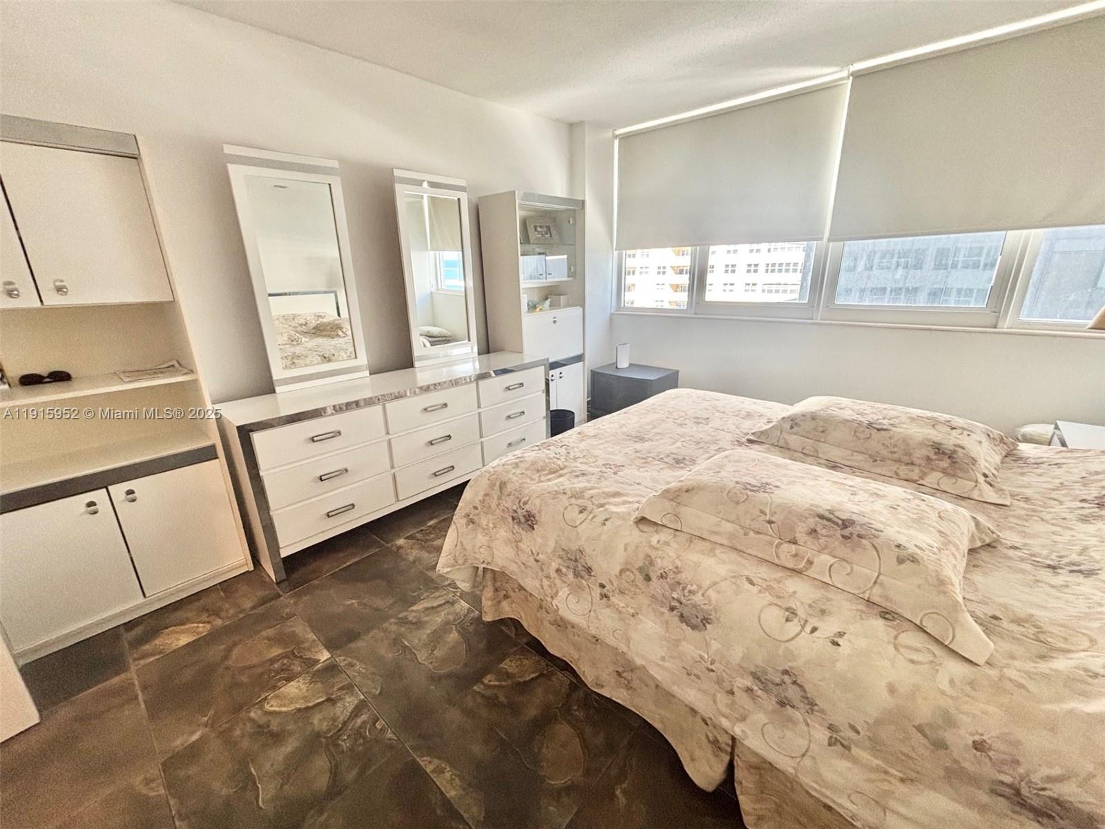 PARKER PLAZA CONDO ESTATE - Residential Lease