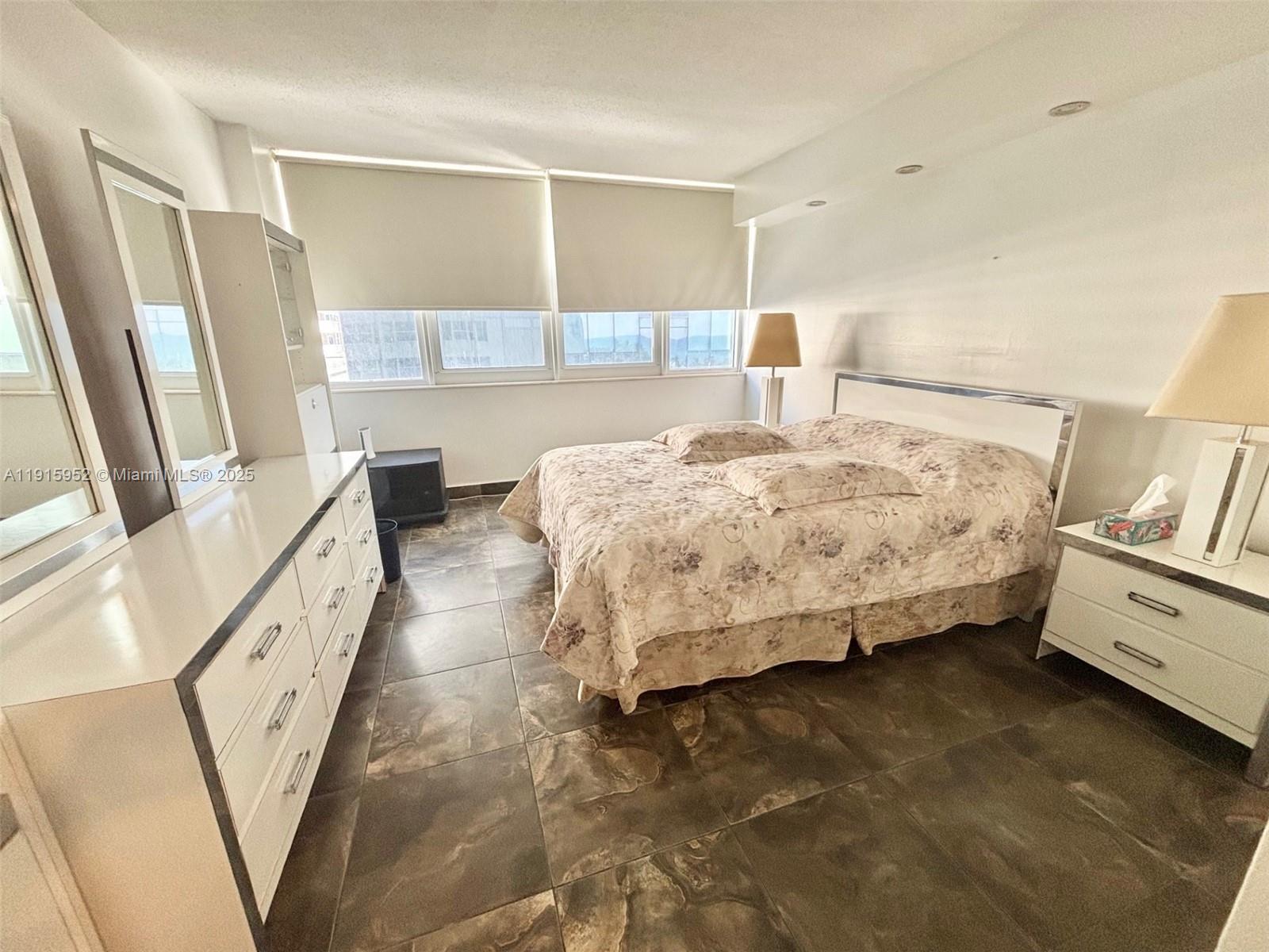 PARKER PLAZA CONDO ESTATE - Residential Lease