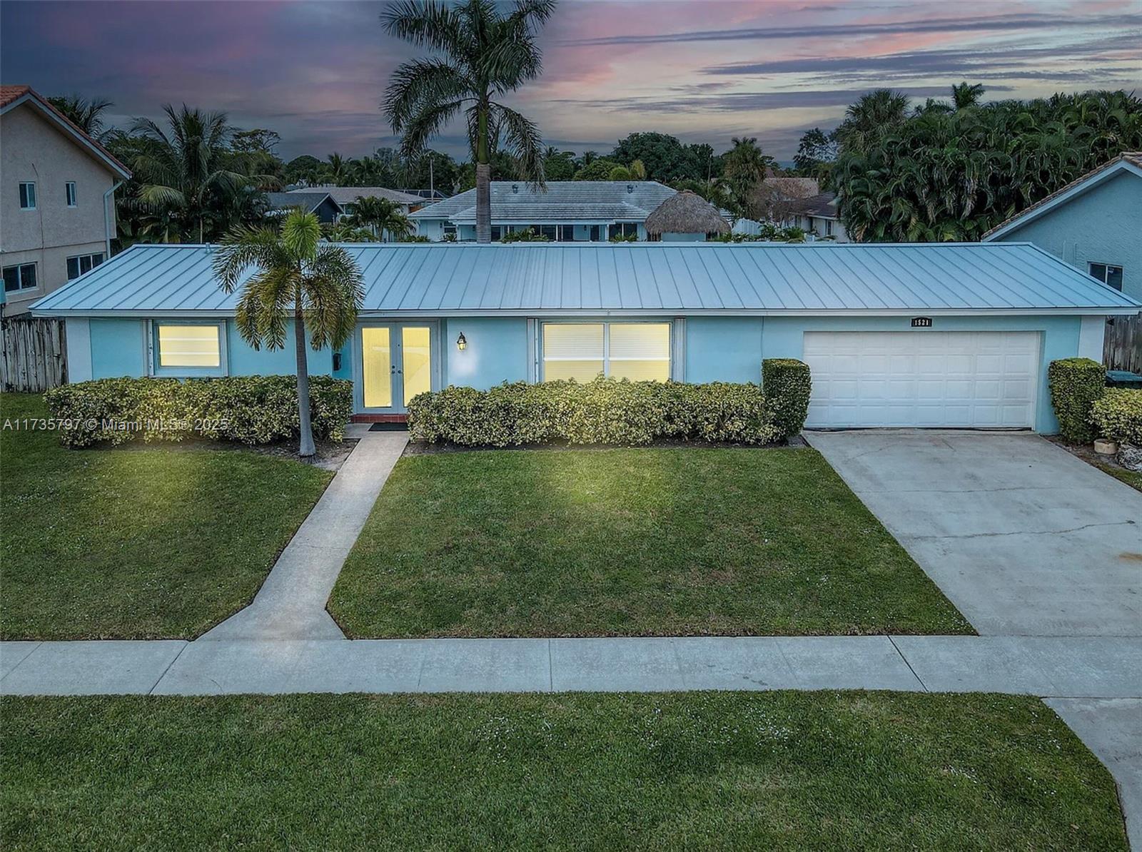 BOCA RATON SQUARE 16 - Residential