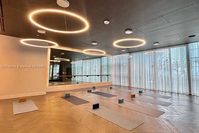 GALE MIAMI - Residential