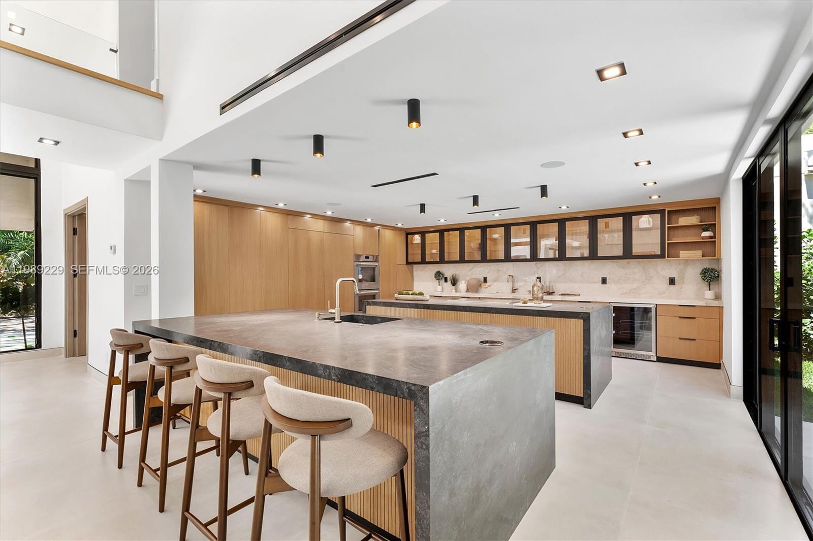 OAK POINT - Residential