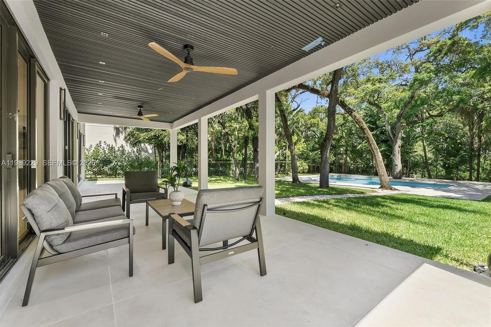 OAK POINT - Residential