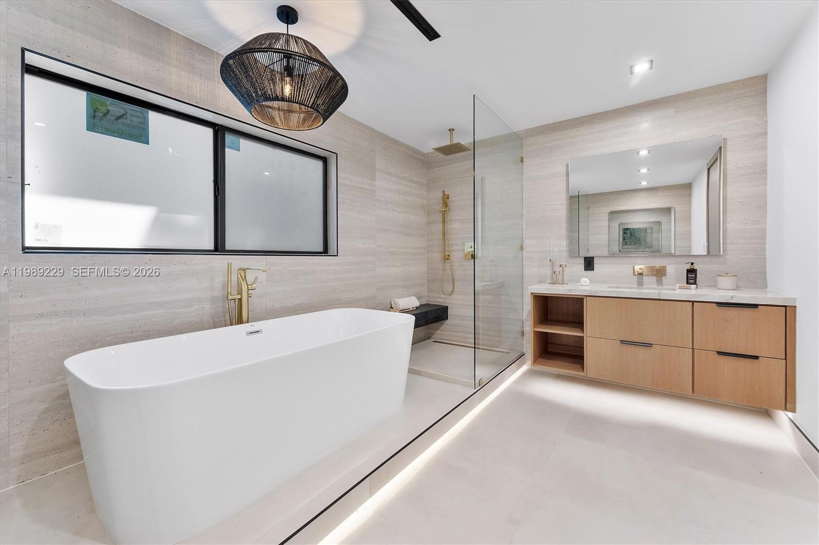 OAK POINT - Residential