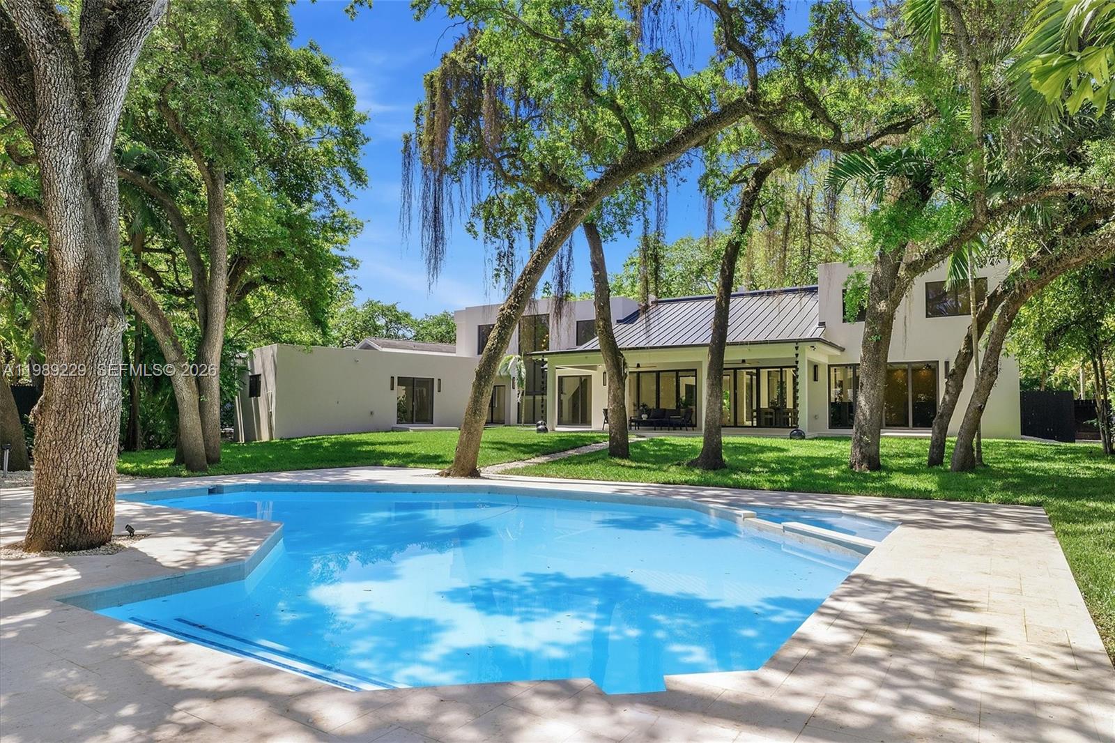 OAK POINT - Residential