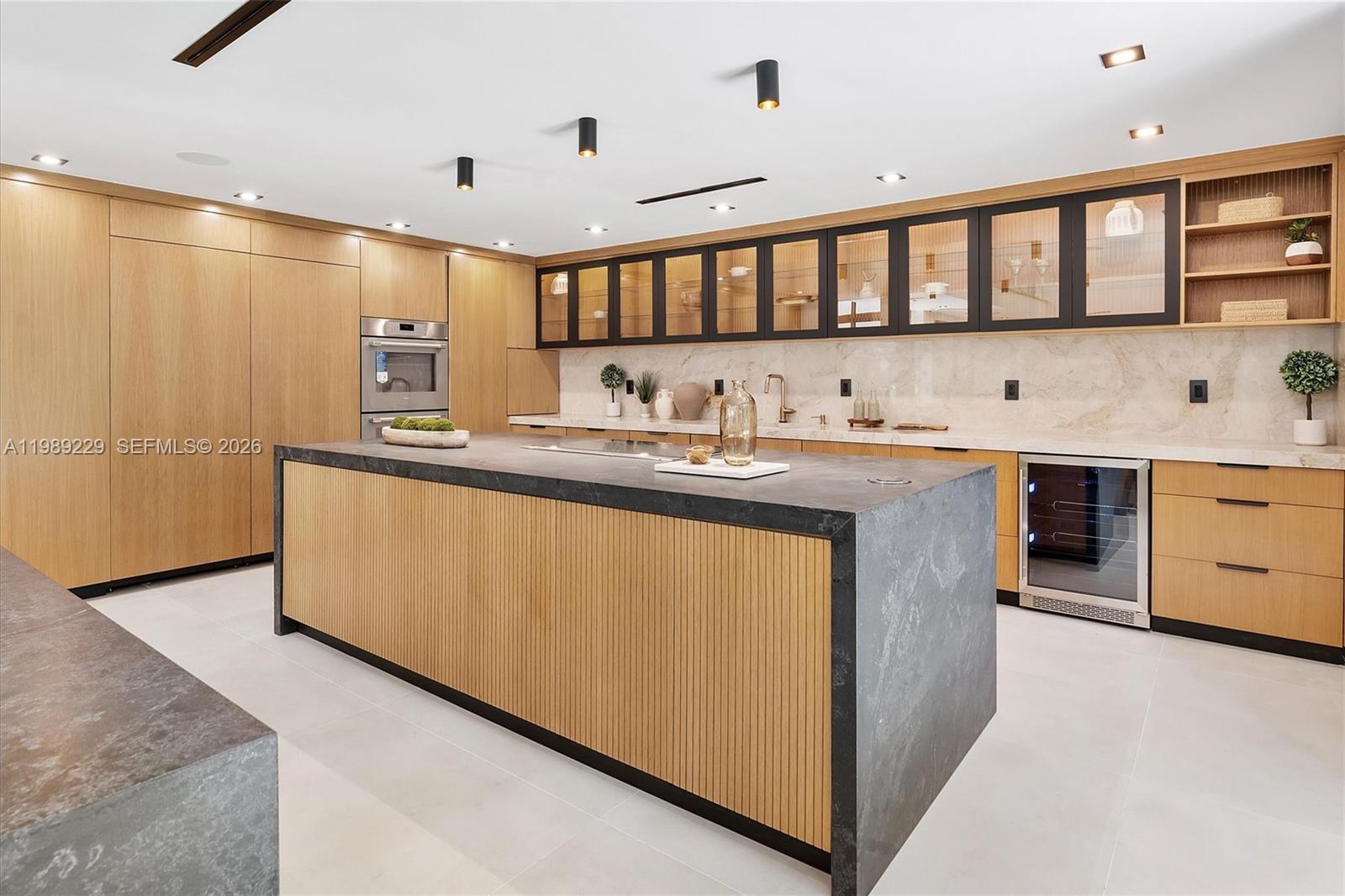 OAK POINT - Residential