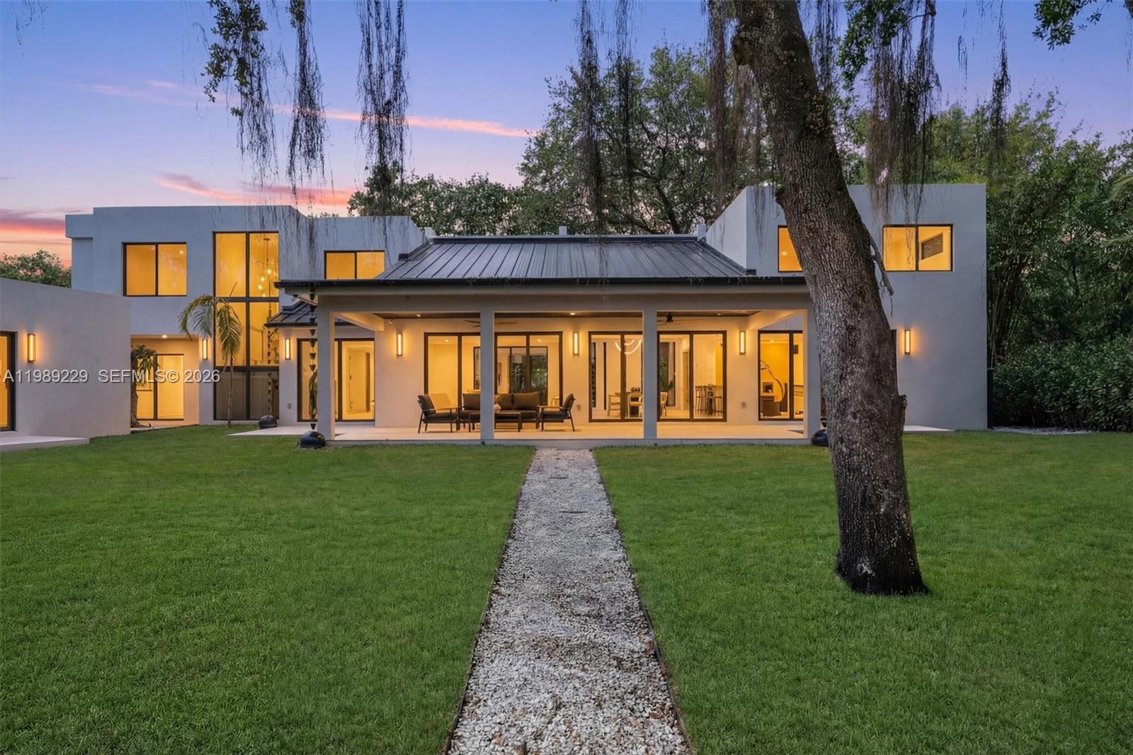 OAK POINT - Residential