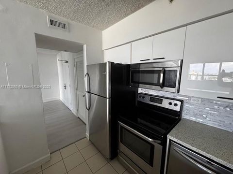 1500 Bay Rd 1070S Miami Beach FL 33139