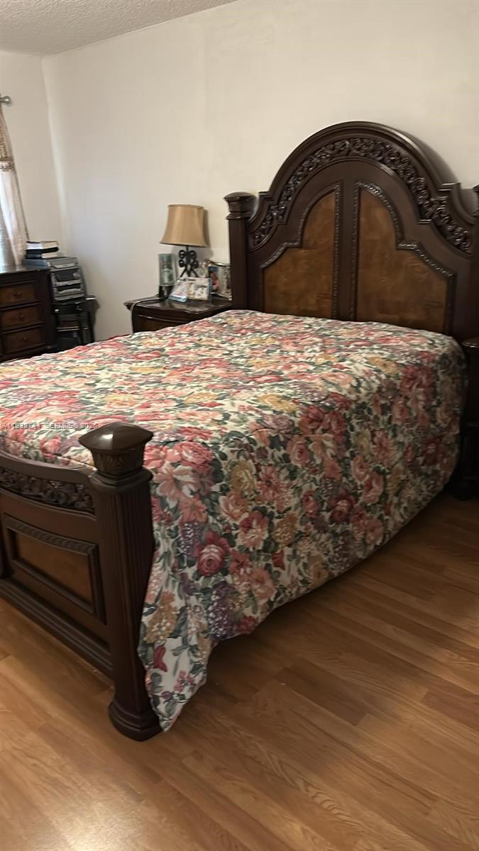 RAMBLEWOOD EAST CONDO - Residential