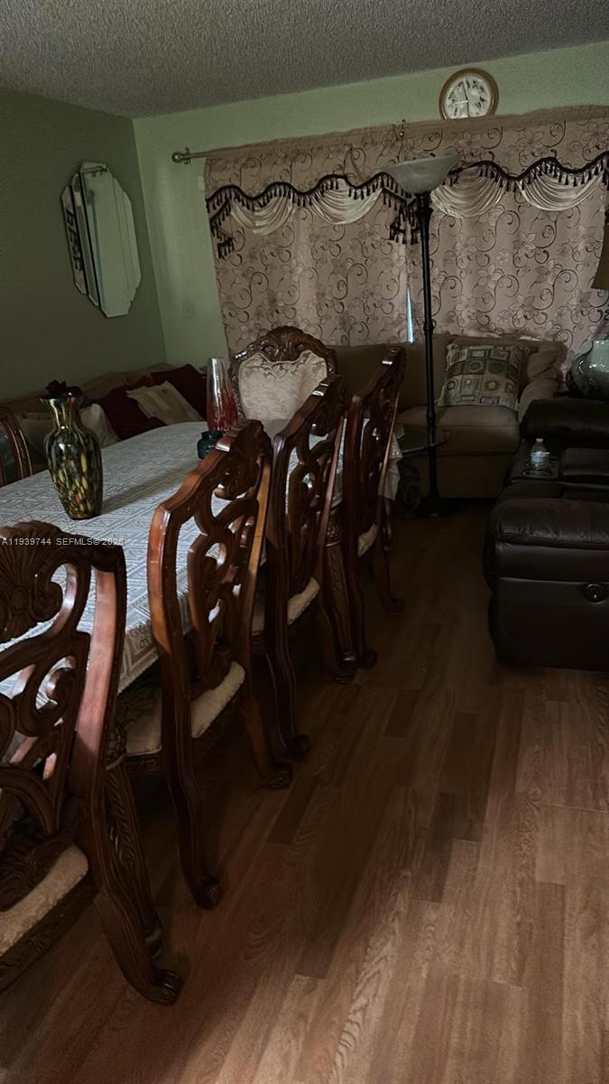 RAMBLEWOOD EAST CONDO - Residential