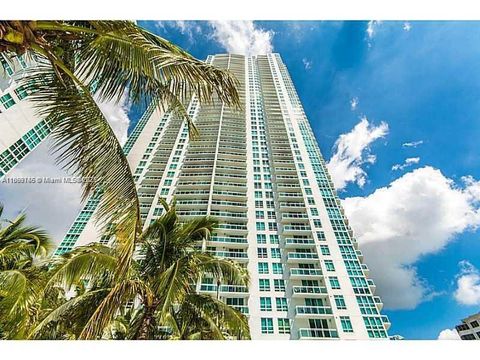 950 Brickell Bay Dr 2808 Miami FL 33131