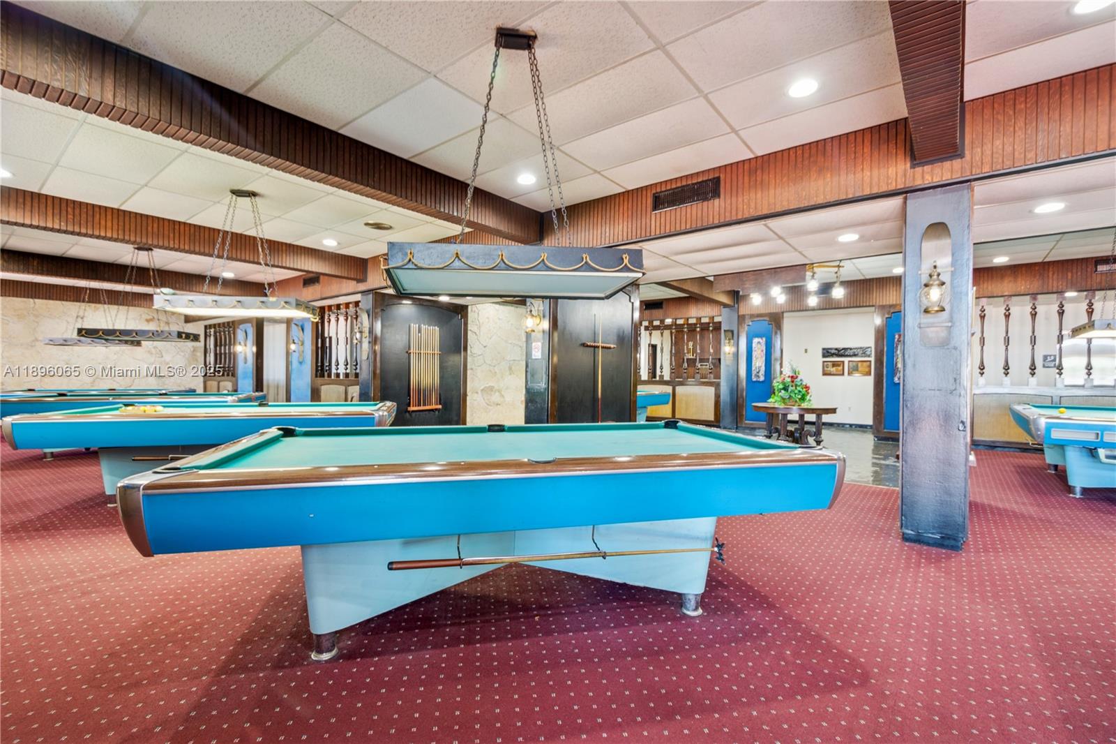 POINT EAST SEC II CONDO - Residential