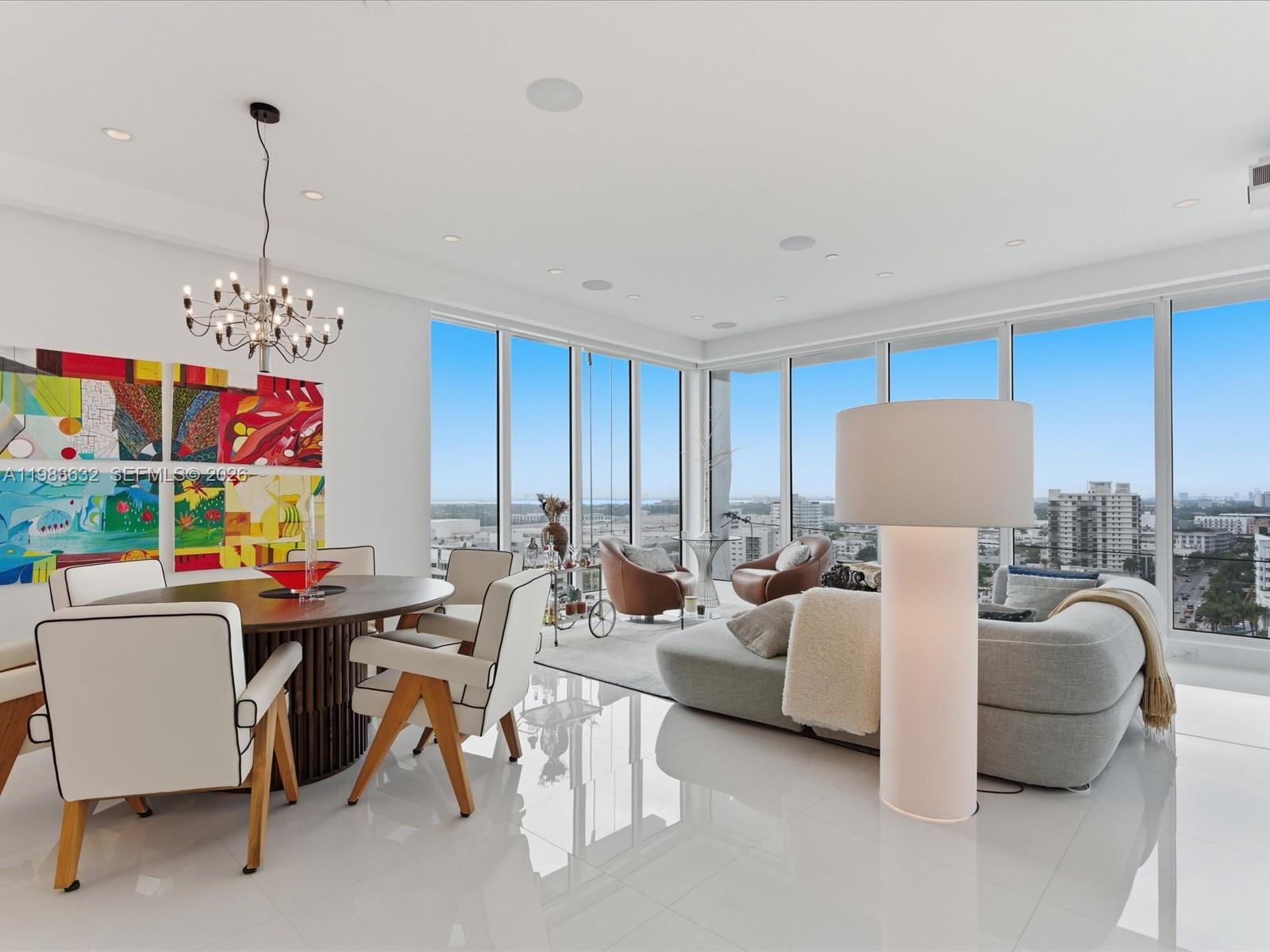 THE DECOPLAGE CONDO - Residential