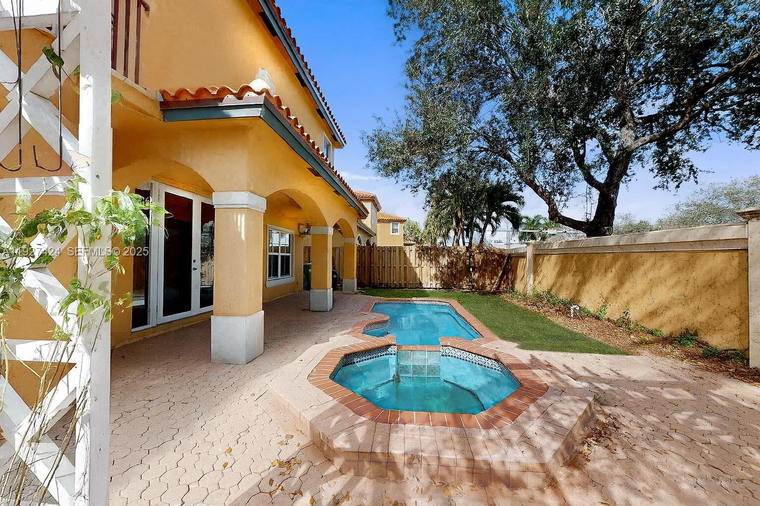 EGRET LAKE ESTATES SEC 1 - Residential