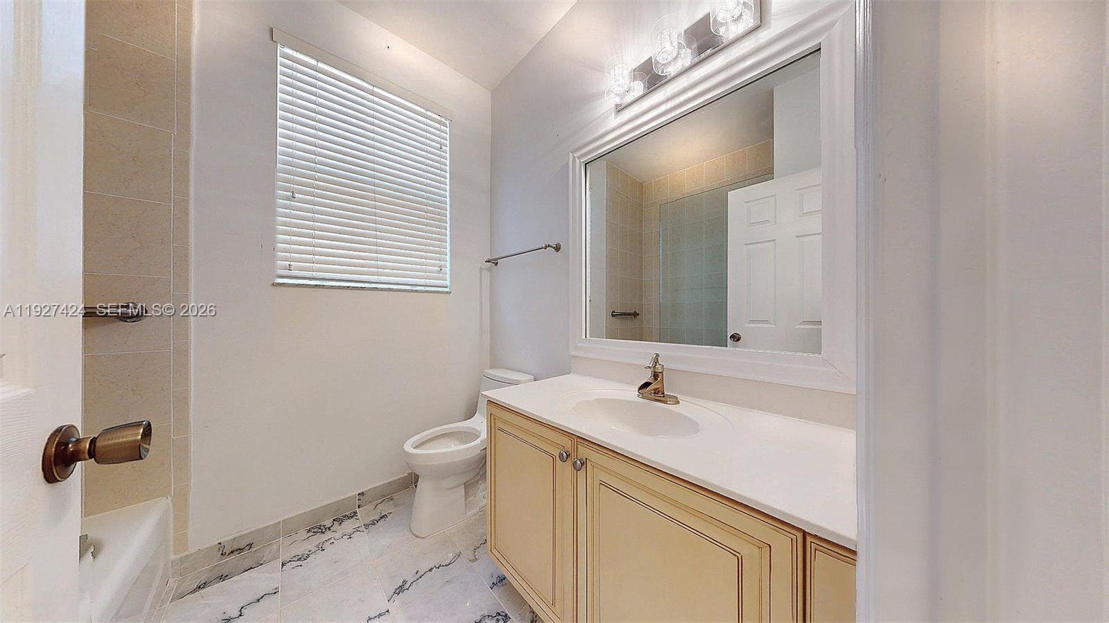 EGRET LAKE ESTATES SEC 1 - Residential