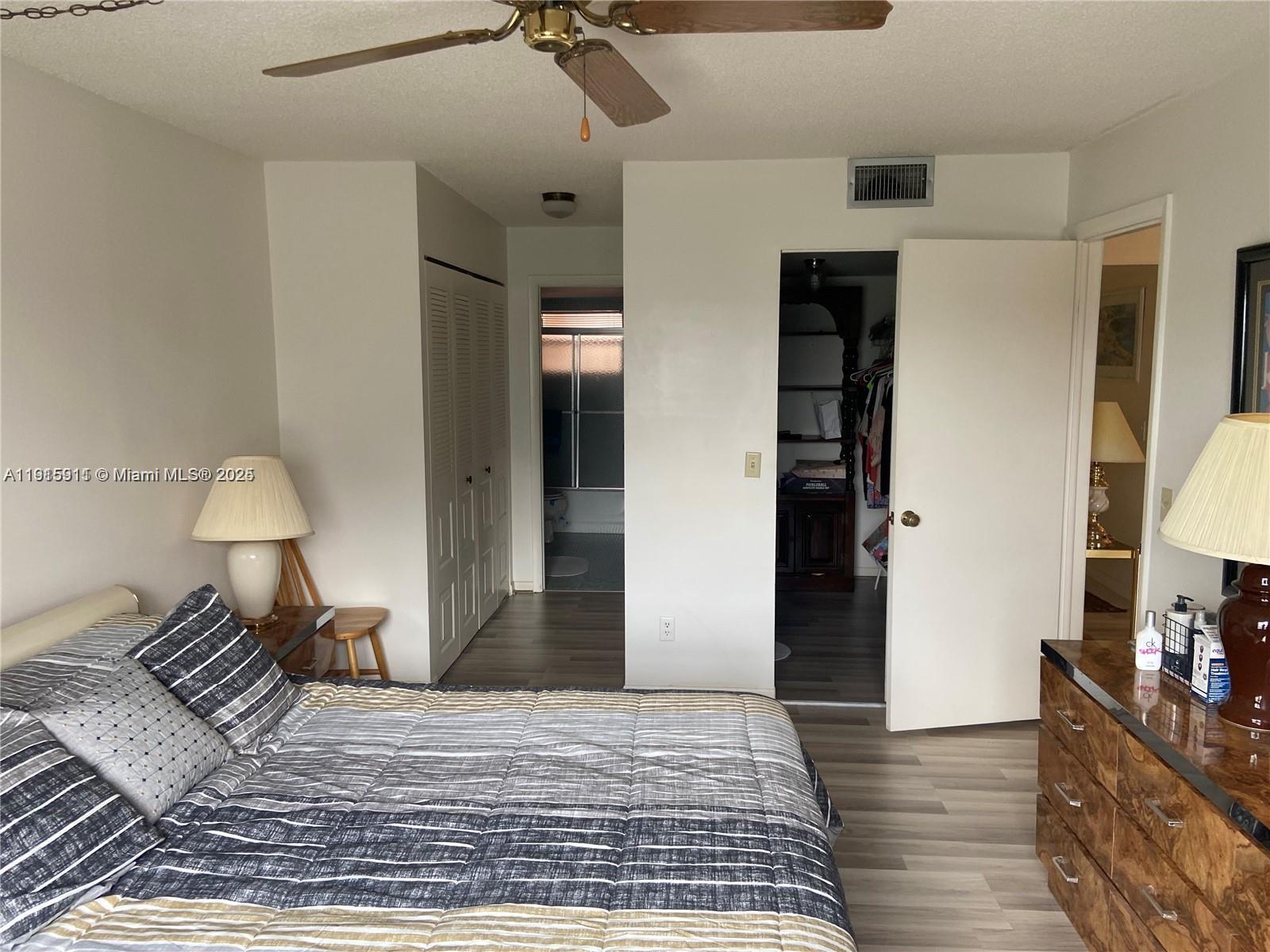 SUNRISE LAKES 119 CONDO - Residential