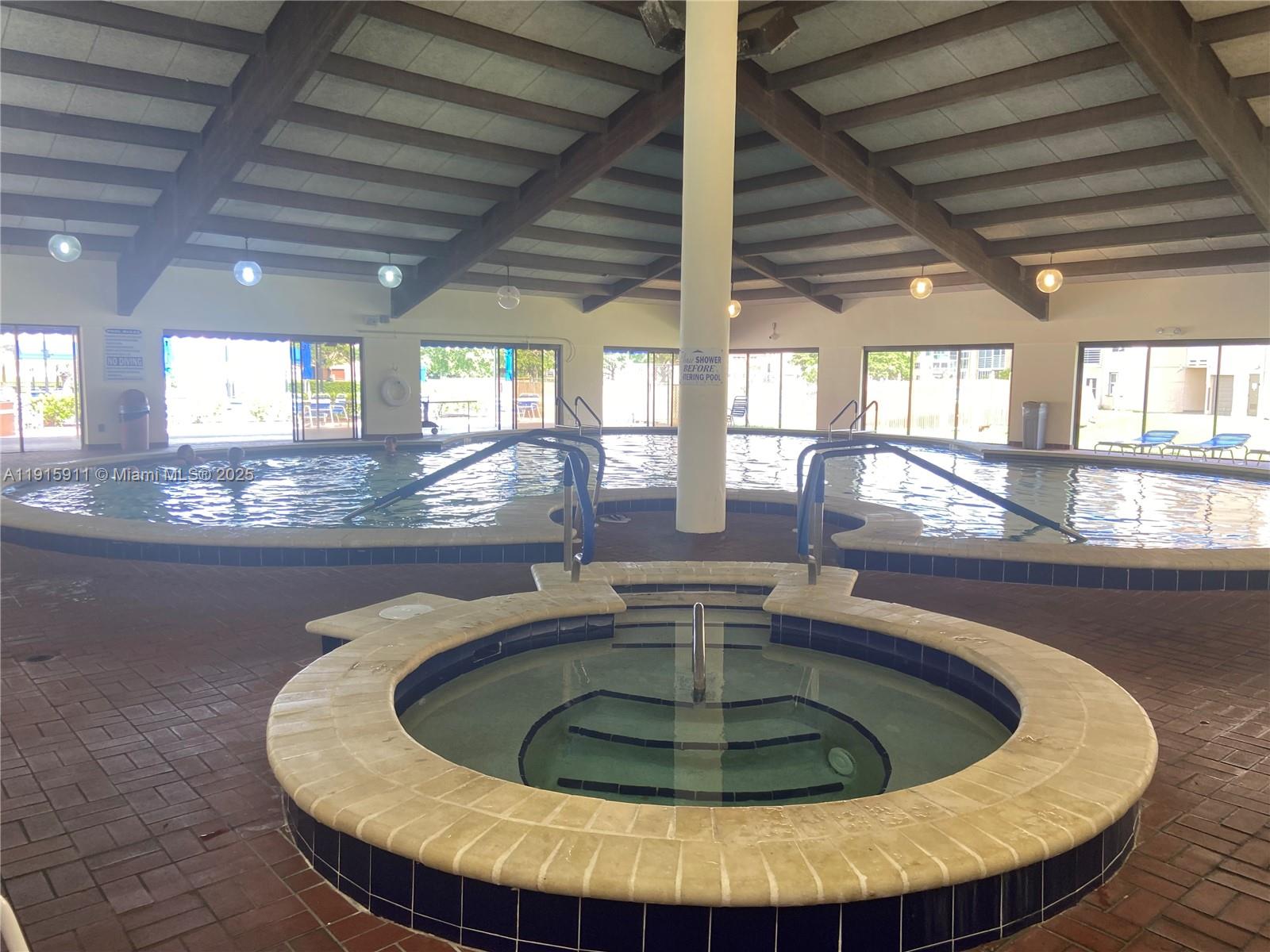 SUNRISE LAKES 119 CONDO - Residential