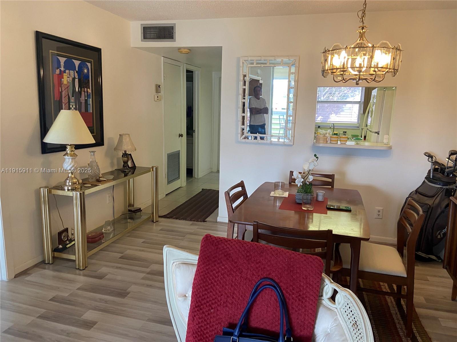 SUNRISE LAKES 119 CONDO - Residential