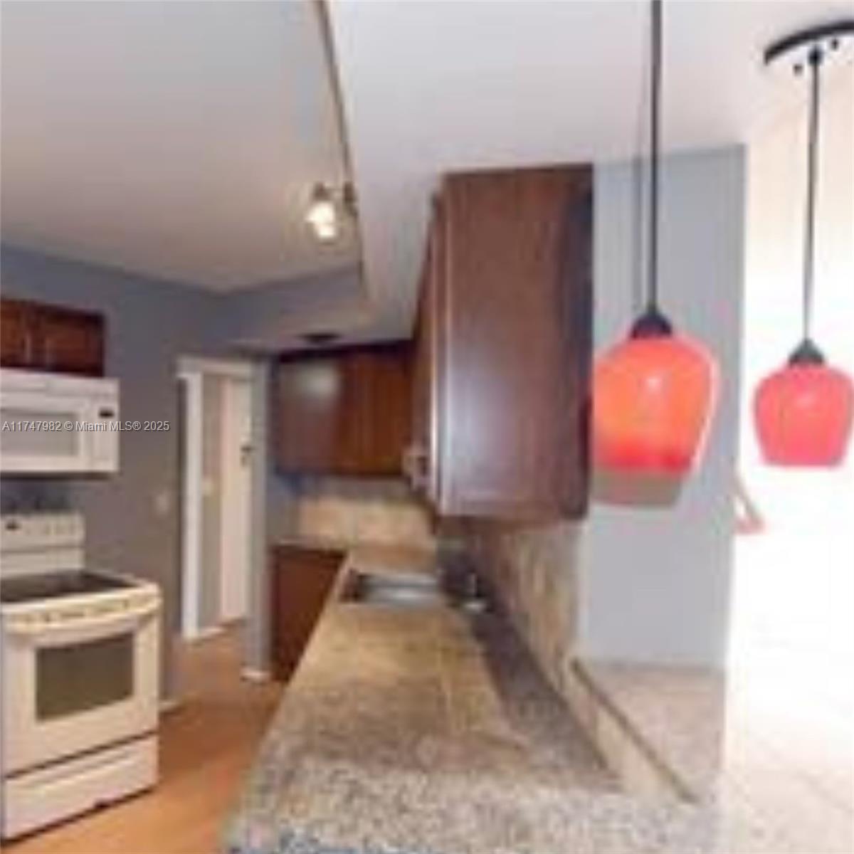 ENVIRON I CONDO 9 - Residential Lease