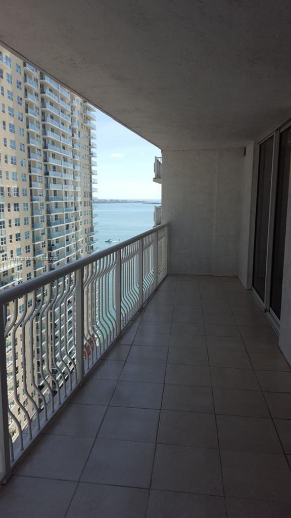 THE CLUB AT BRICKELL BAY - Residential