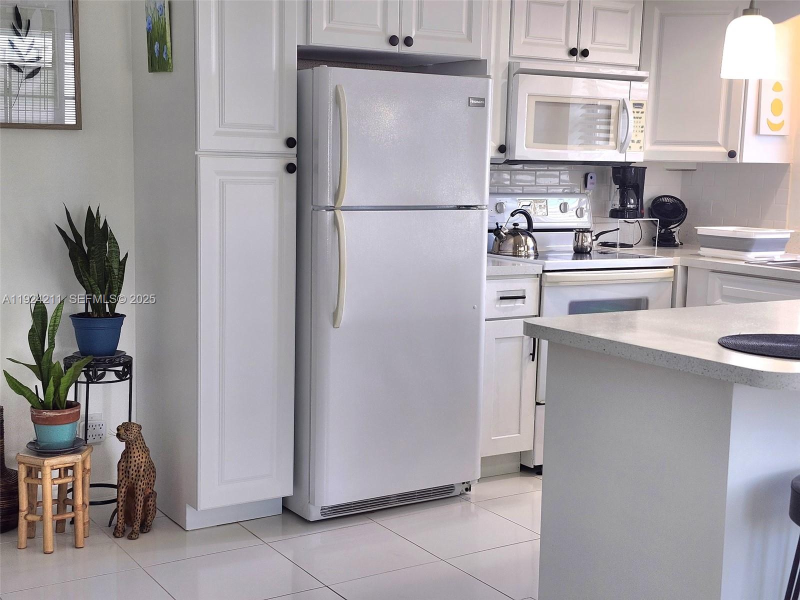 WINDSOR CONDOS - Residential