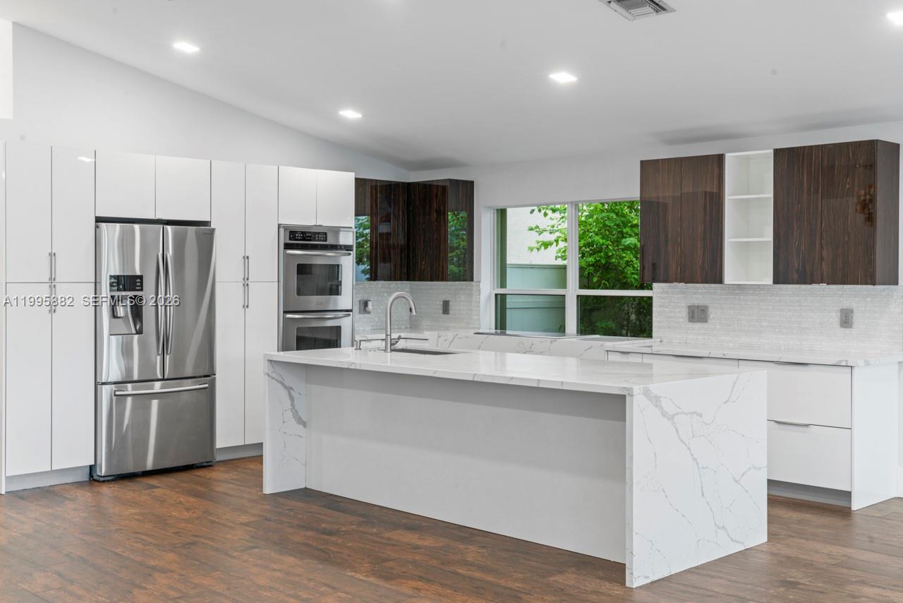 SILVER LAKES PHASE III - Residential