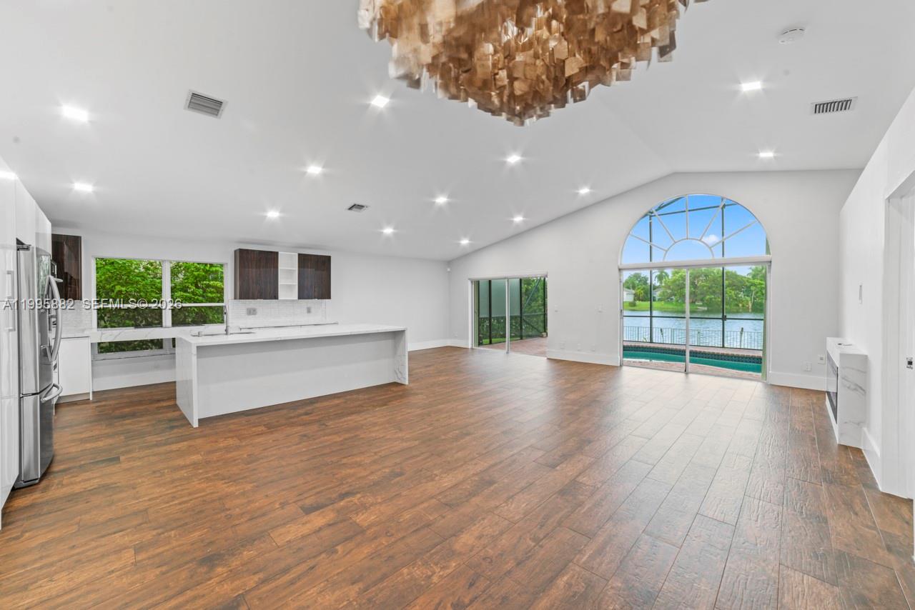 SILVER LAKES PHASE III - Residential