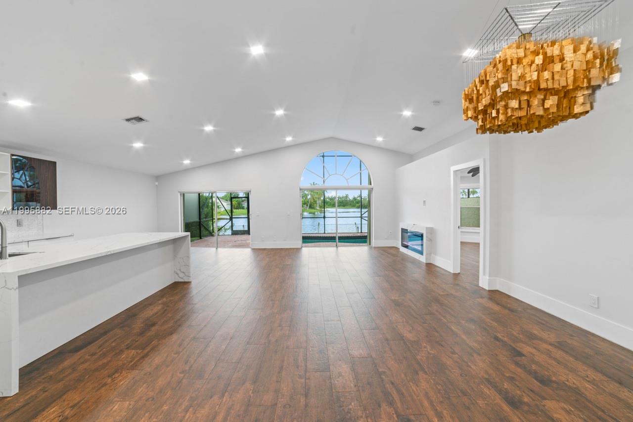 SILVER LAKES PHASE III - Residential